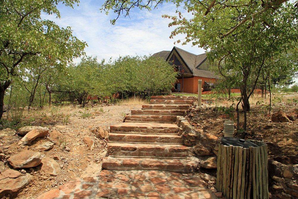 Opuwo Country Hotel Exterior photo