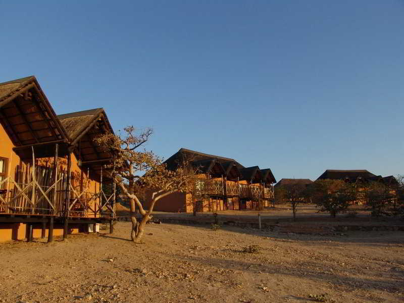 Opuwo Country Hotel Exterior photo